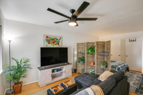 Central and Executive-Style Oasis in Long Beach!